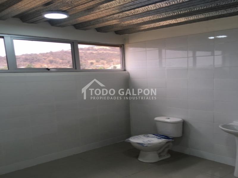Venta de Galpon Industrial Nuevo - Cruce Tapihue.  - Casablanca .